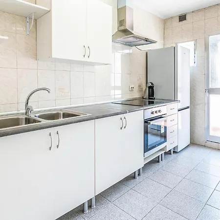 Beautiful In With Kitchenette Apartment